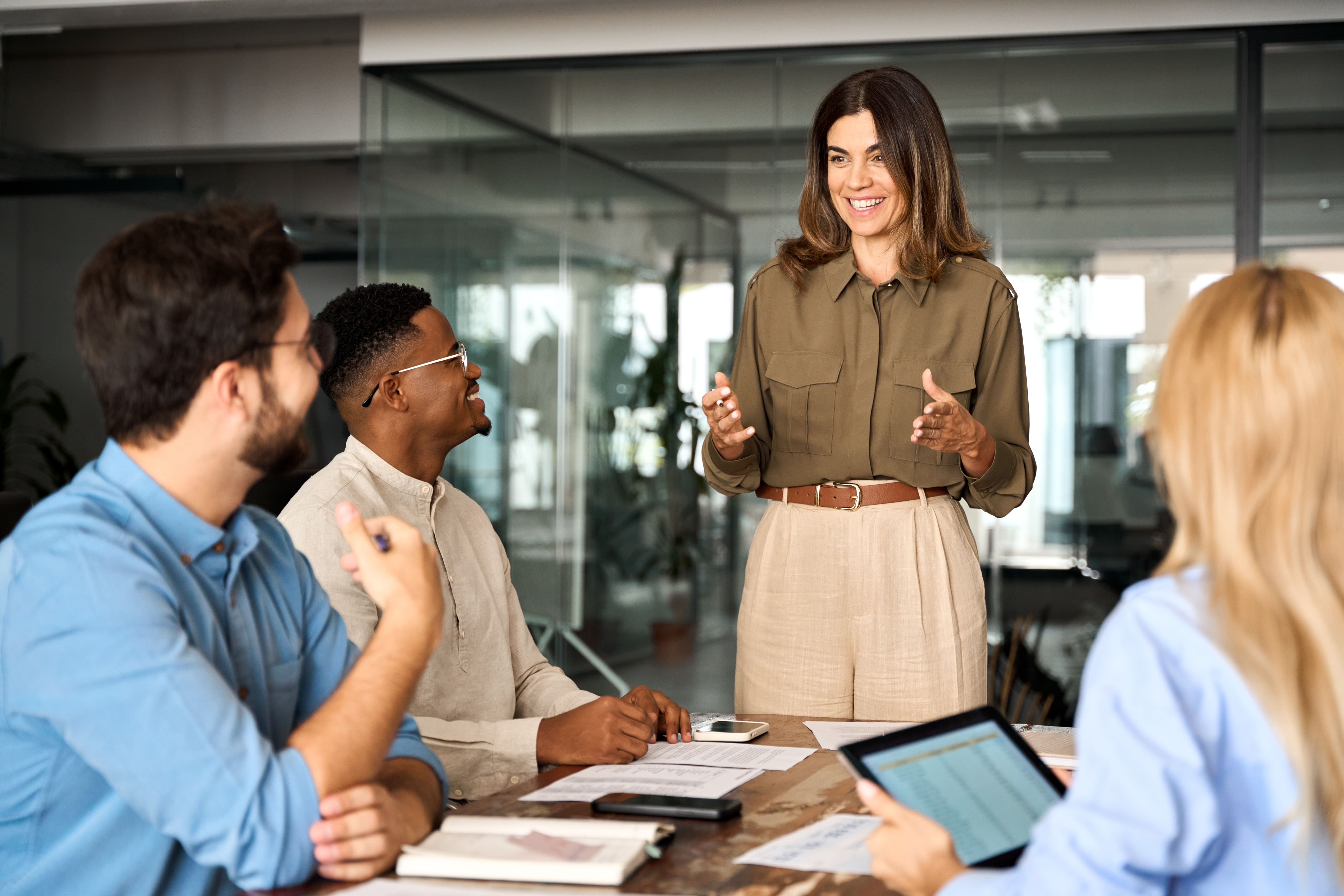 Leading meeting